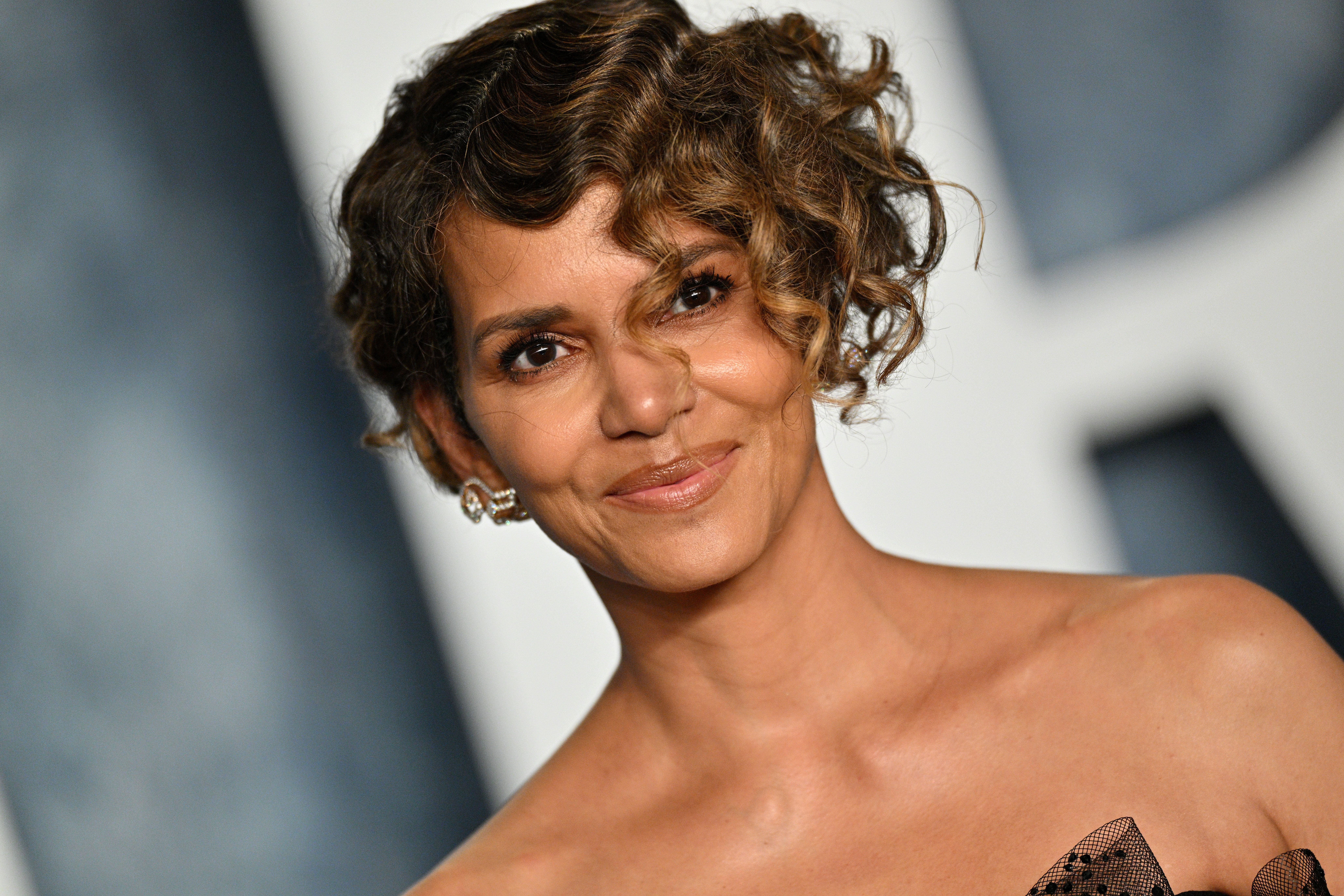 Halle Berry Hilariously Owns Her Haters After Posting Nude Photo on Social Media