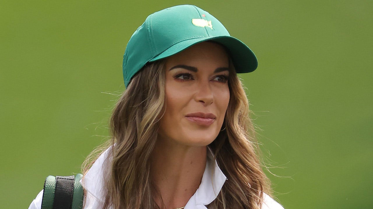 Jena Sims shares sweet supportive message for Brooks Koepka after