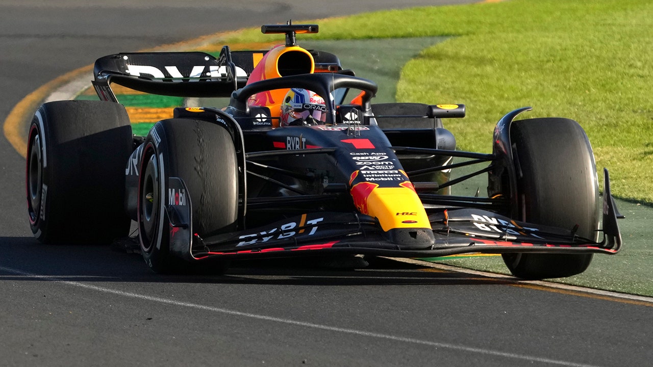 Scheiden Aan de overkant Voorloper Max Verstappen wins 'messy' Australian Grand Prix | Fox News