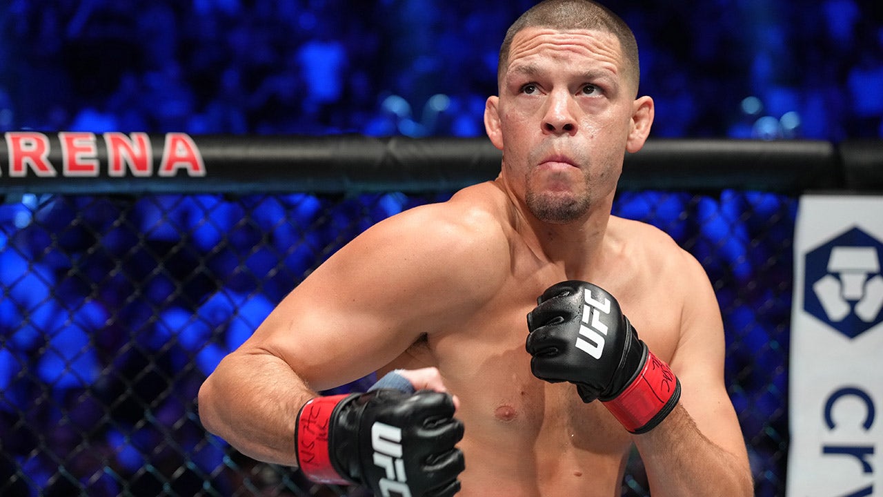 Conor McGregor & Nate Diaz Scrapping Online As Fight Rumors Surge