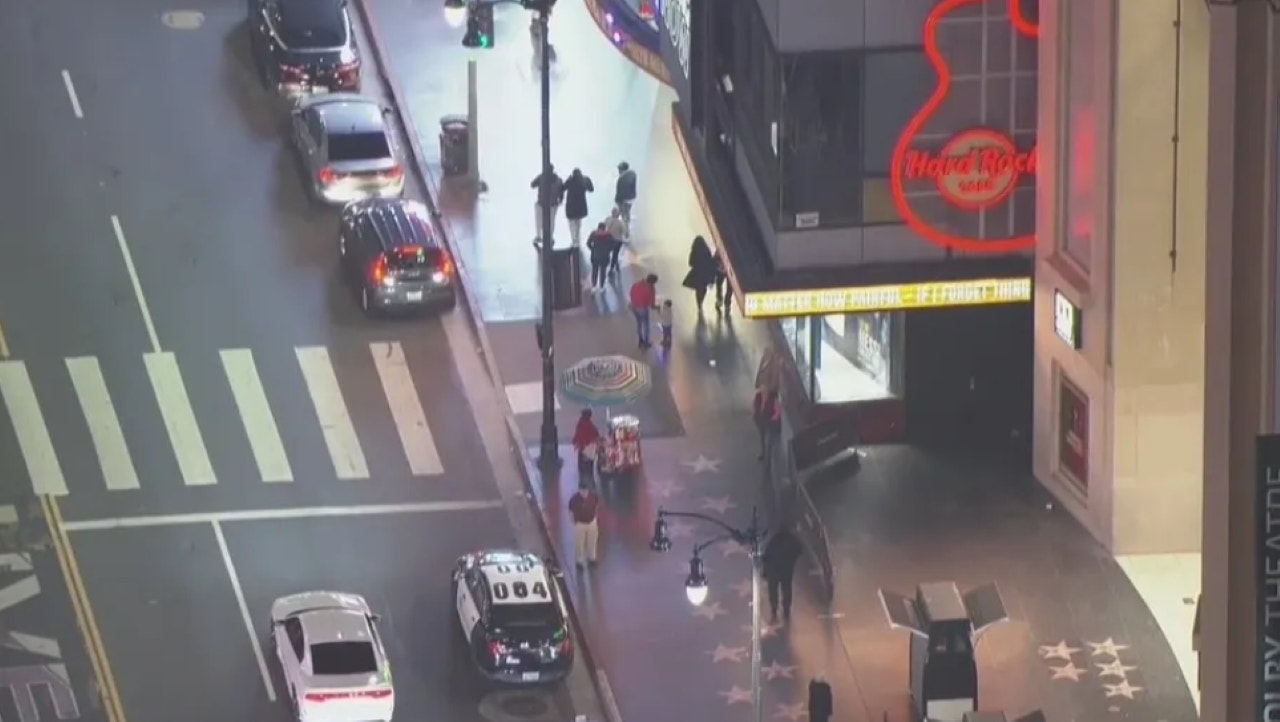 Man shot in head in Los Angeles’ Hollywood tourist district: police