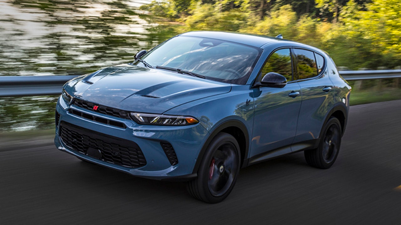 Review: The 2023 Dodge Hornet is a real buzz model