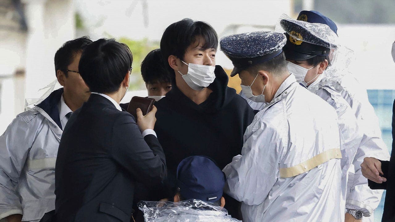 Suspect In Japan Pm Pipe Bomb Attack Wanted To Be A Politician Angry