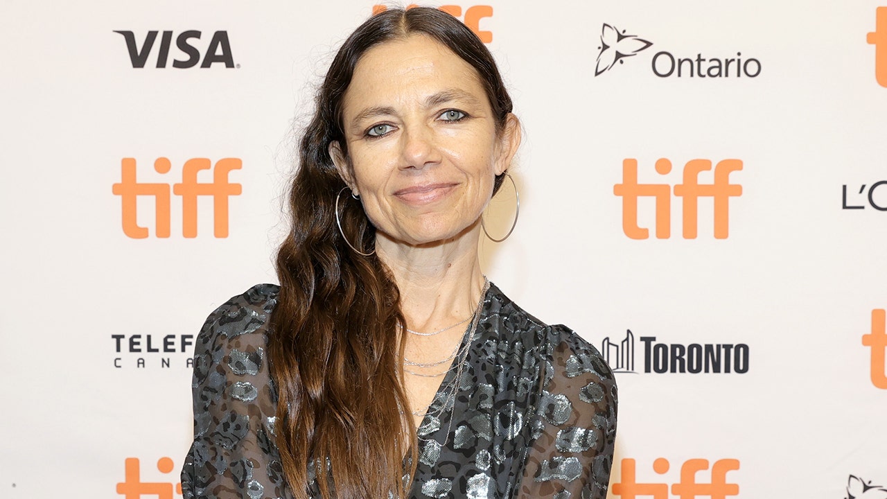 Justine Bateman feels 'sad' for younger women who feel they need