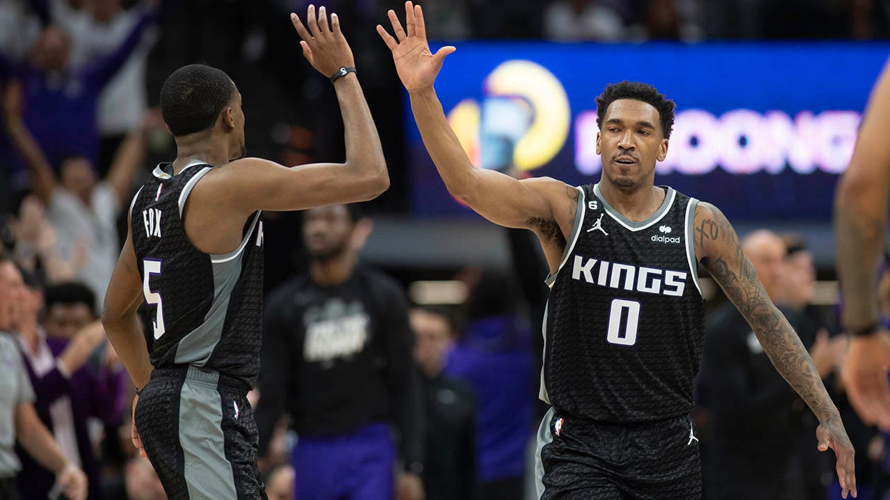 Kings choose down defending winner Warriors in to start with playoff game in 17 many years