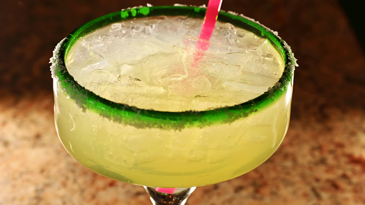 A margarita in a glass