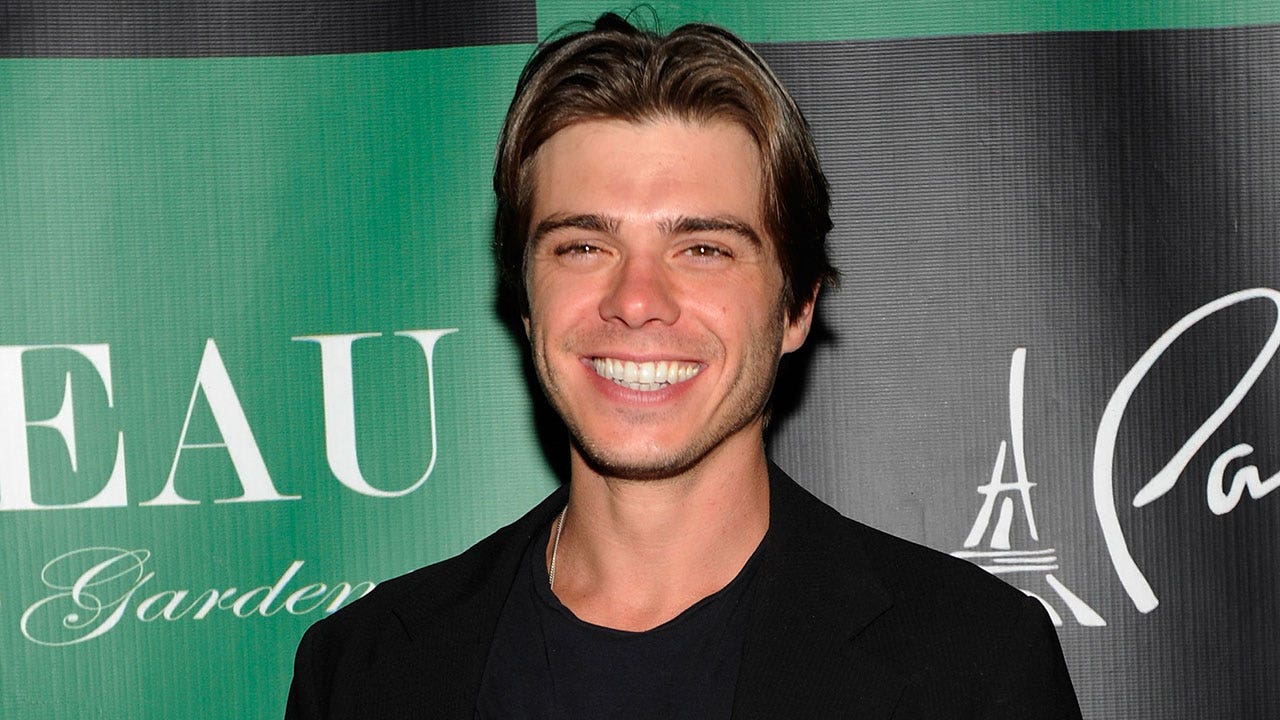 Matthew Lawrence Says He Was Fired From Agency After Refusing to Strip for Director