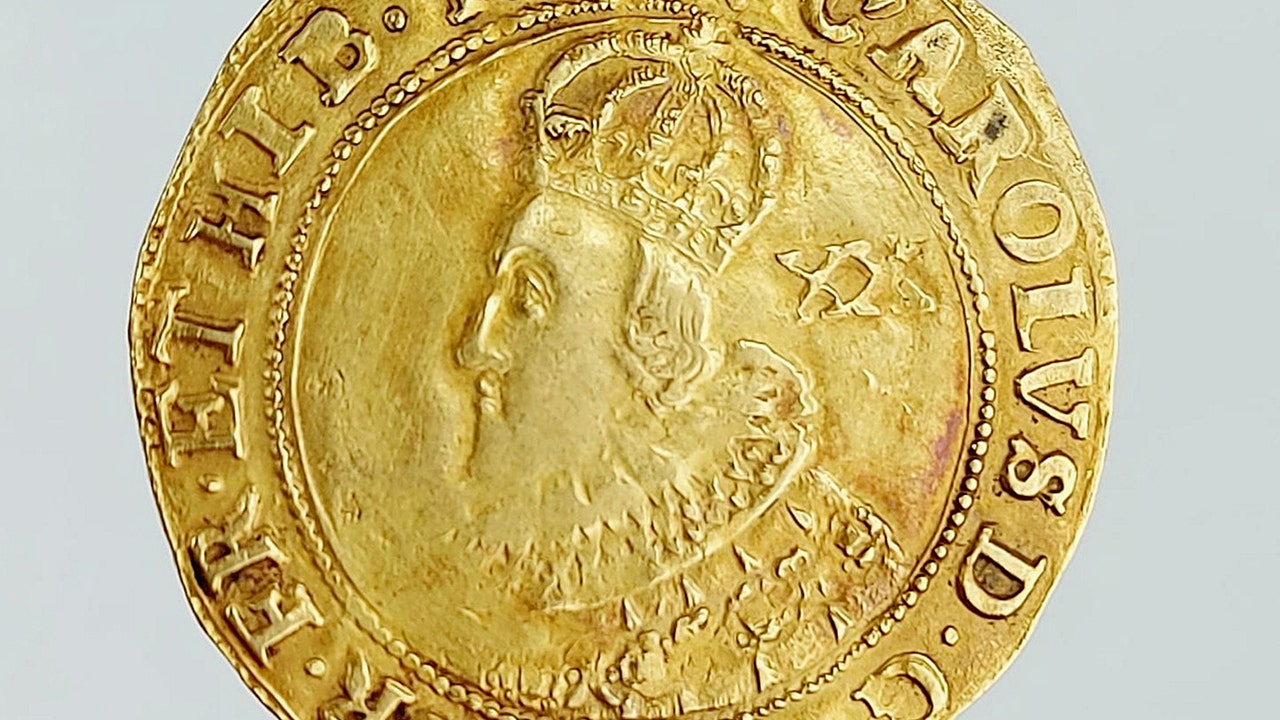 Gold coin from 17th century expected to fetch thousands at auction ...