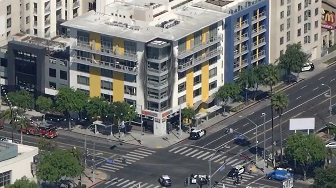 News :California suspect barricaded in West Hollywood luxury apartment, 1 woman shot