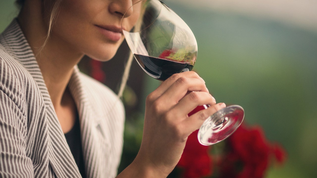 Red wine headaches could be caused by this intriguing culprit, study finds