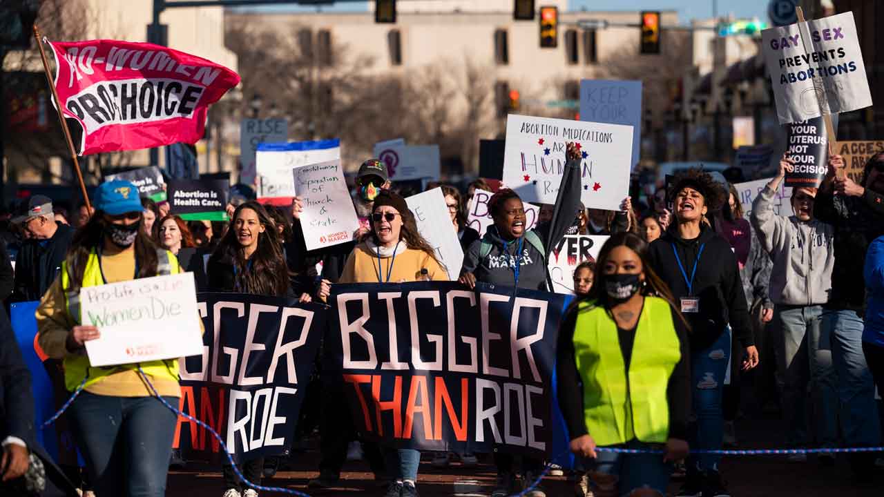 Texas man who is suing 3 women for helping his ex-wife get abortion ...