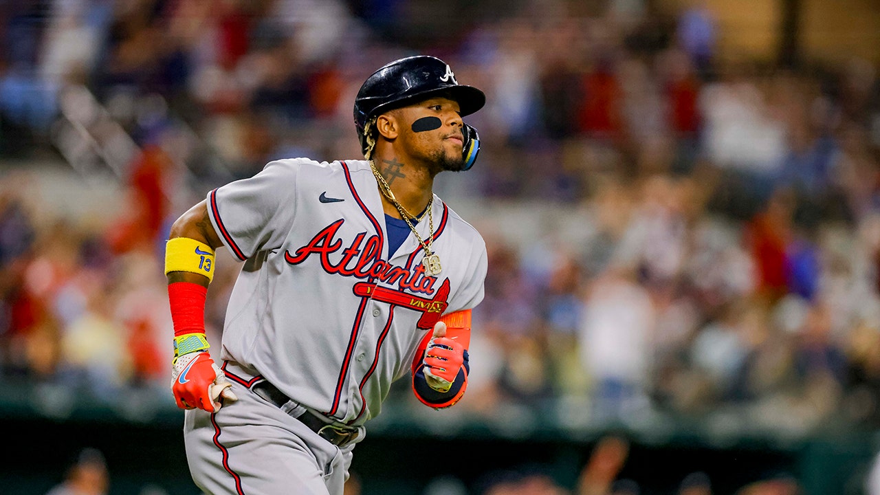 Braves spoil Cody Bradford’s Major League debut with five 2-run HRs in shutout win over Rangers