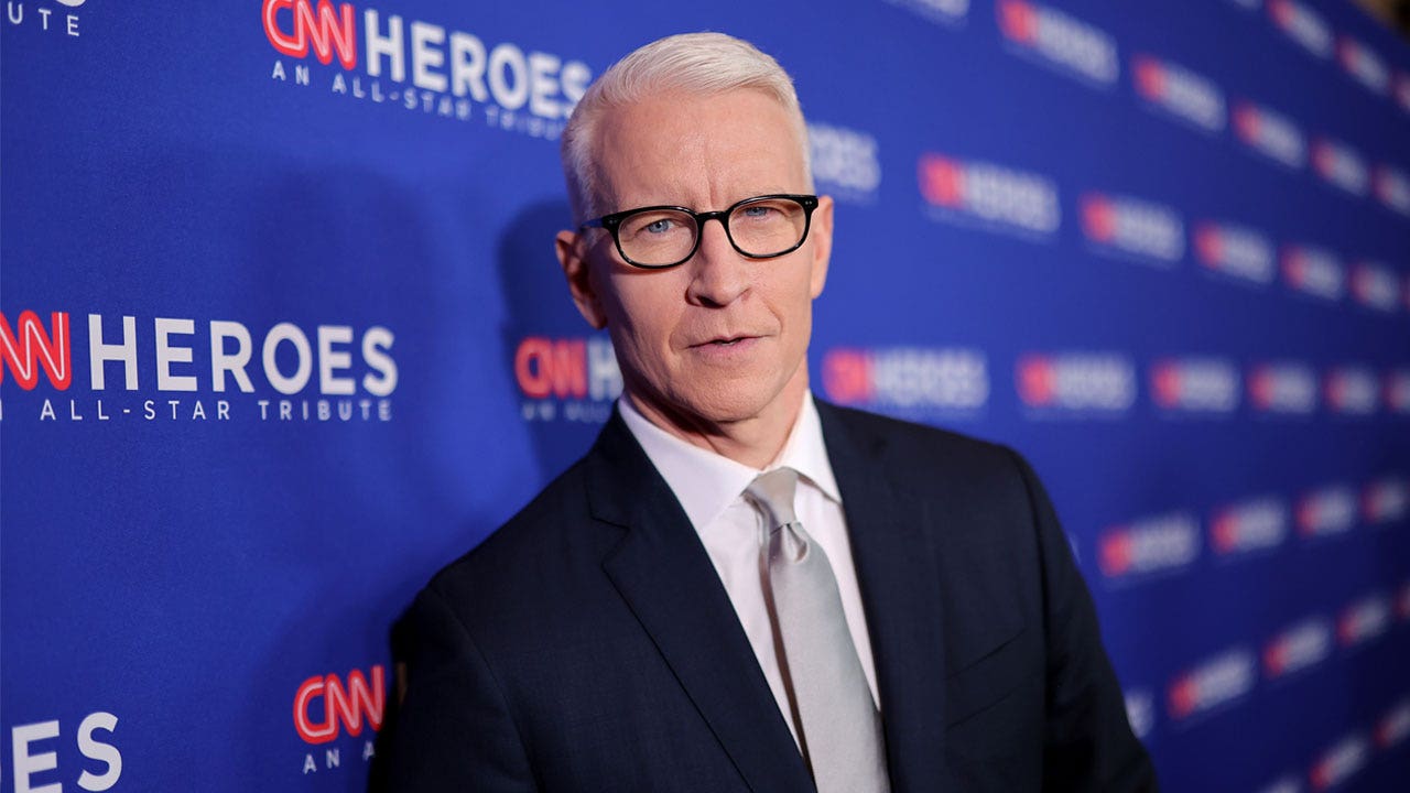 Anderson Cooper on red carpet