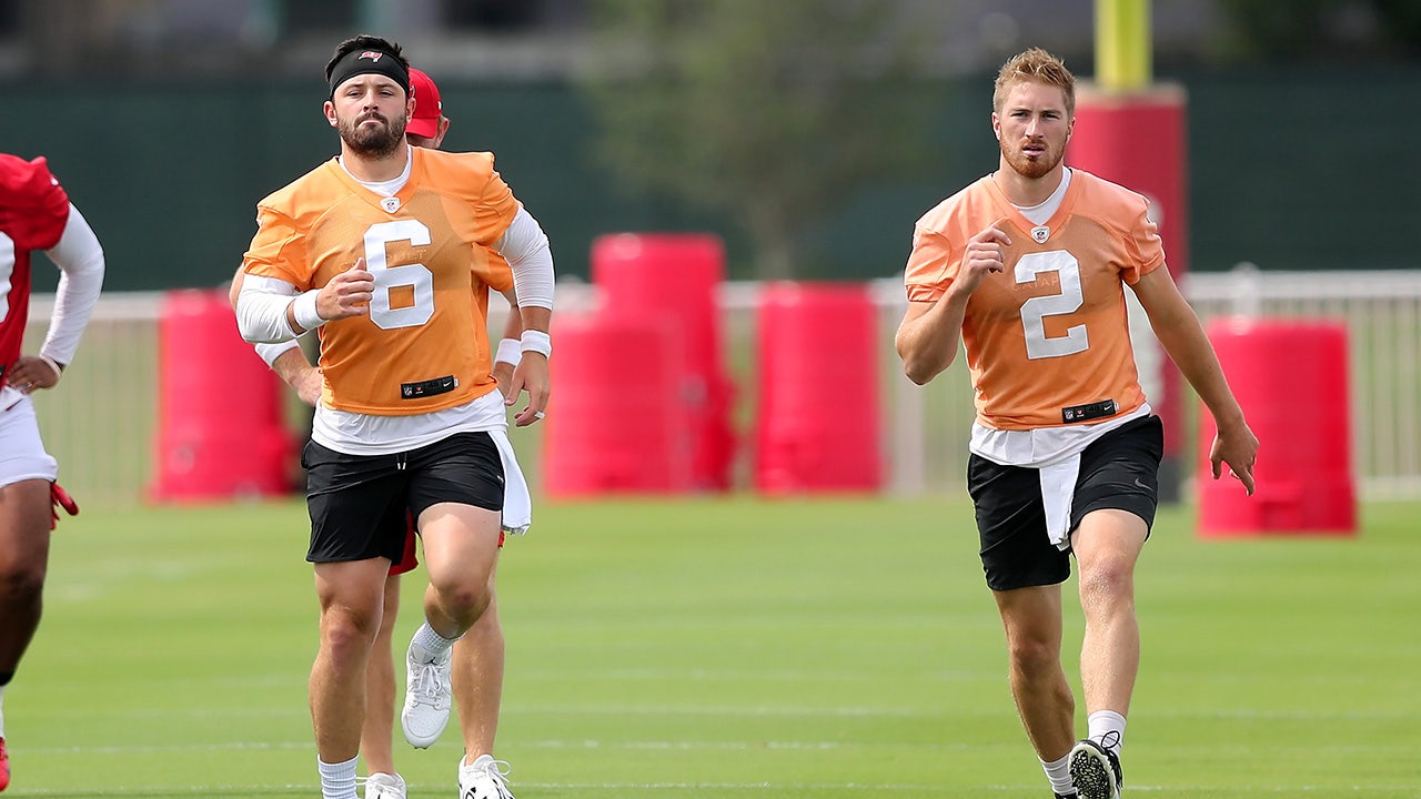 NFL fans mock Buccaneers QBs Baker Mayfield, Kyle Trask after practice throwing session goes viral | Fox News