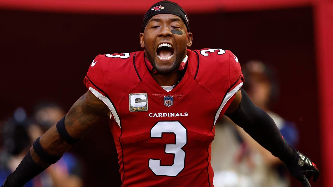 Cardinals' Budda Baker reacts NFL draft pick's dad slapping butt of son's girlfriend: 'I’m checkin him!!!'