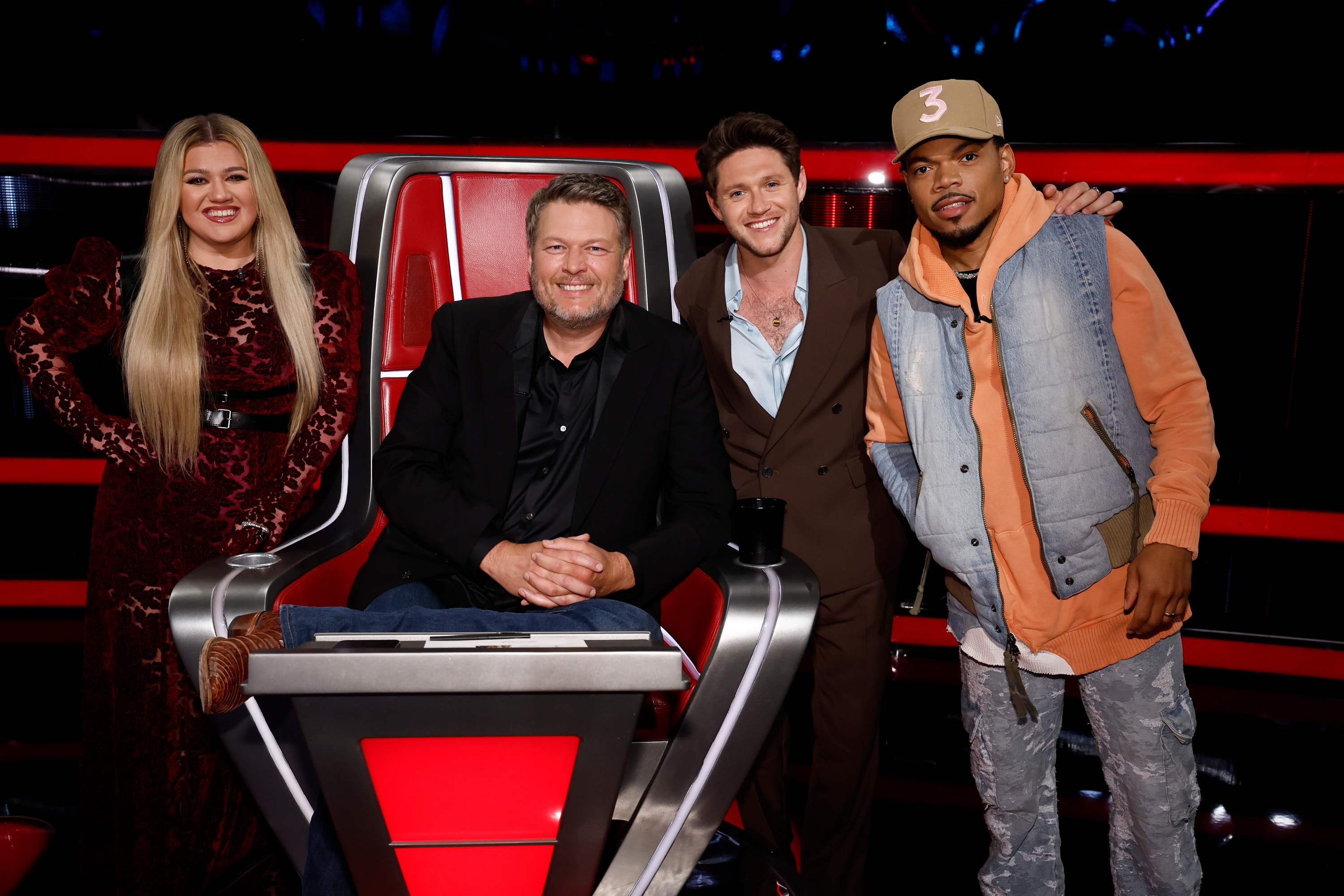 Blake Shelton Exits 'The Voice,' Niall Horan Dishes On Working With ...