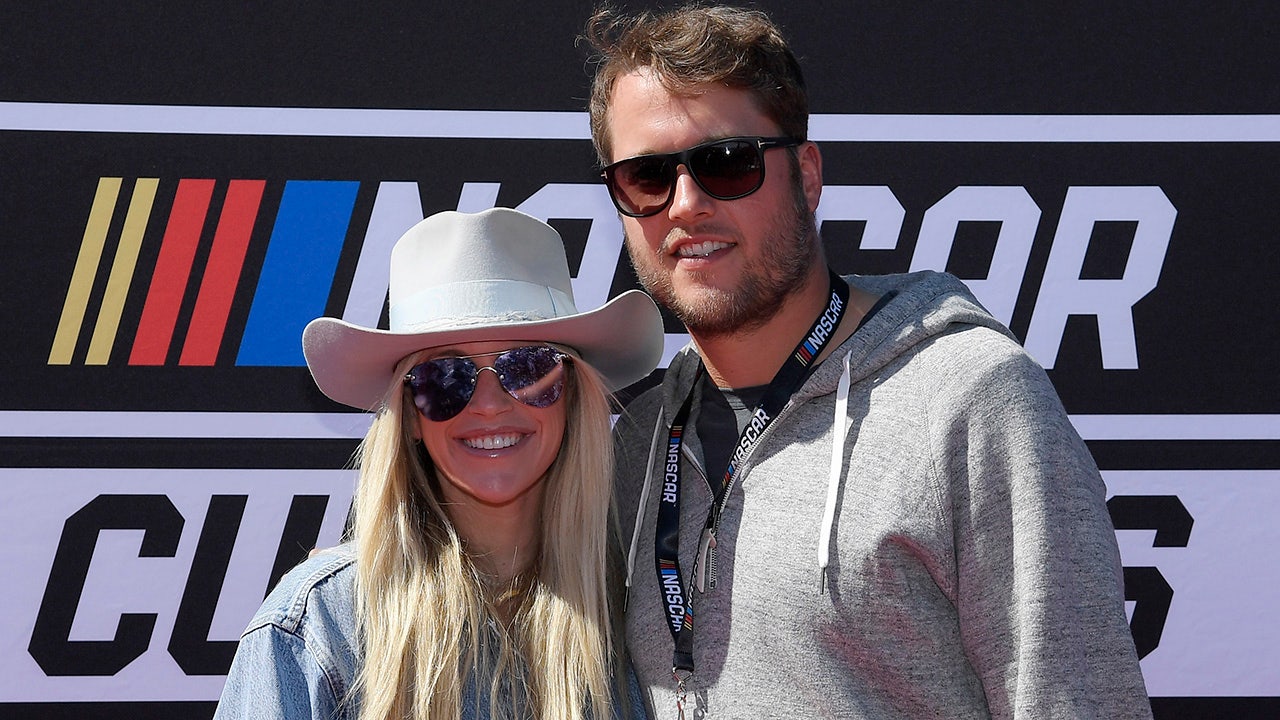 Lions' Matthew Stafford, Wife Kelly Announce Birth of 4th Child on