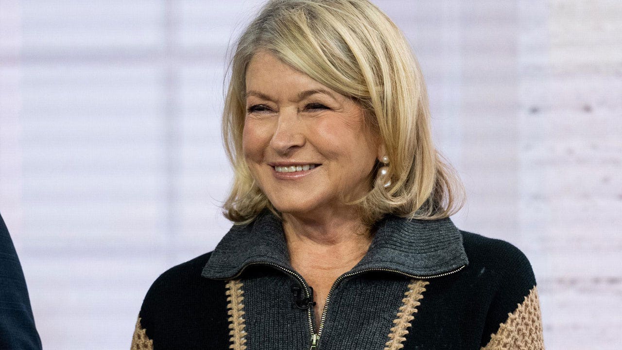 Martha Stewart hits back at haters after iceberg cocktail drama