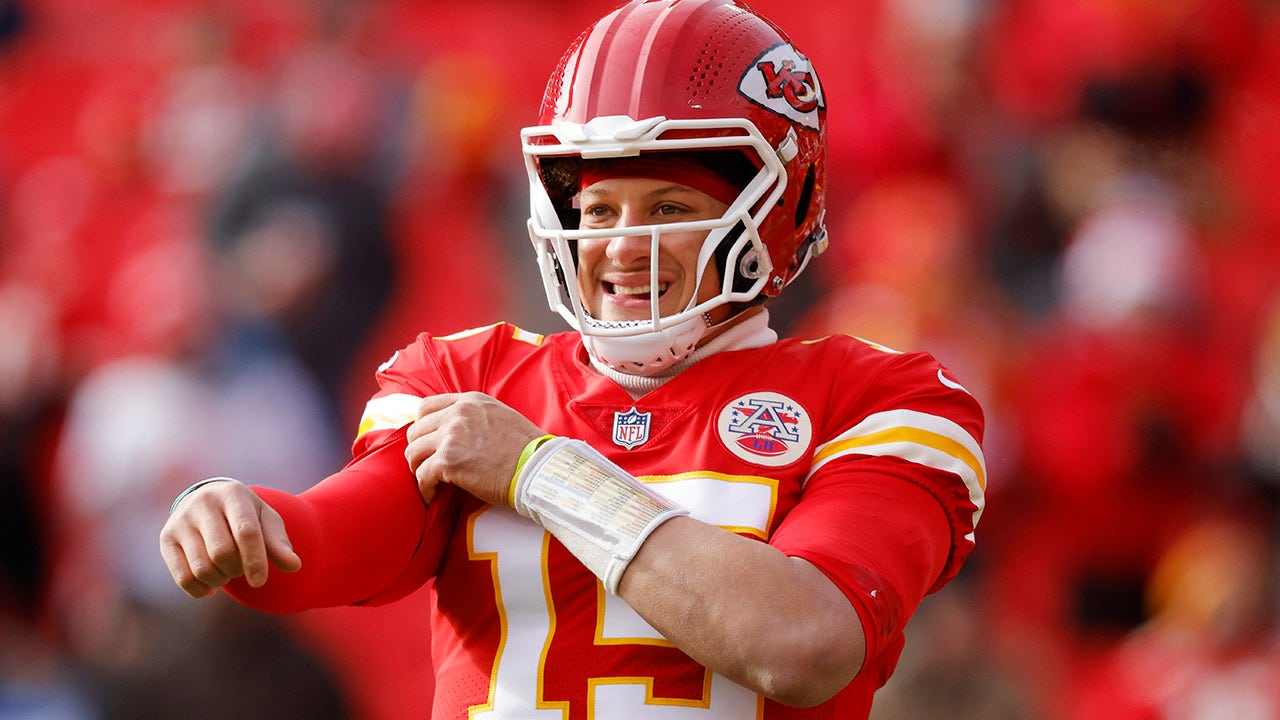 Why the Kansas City Chiefs won't be changing uniforms anytime soon