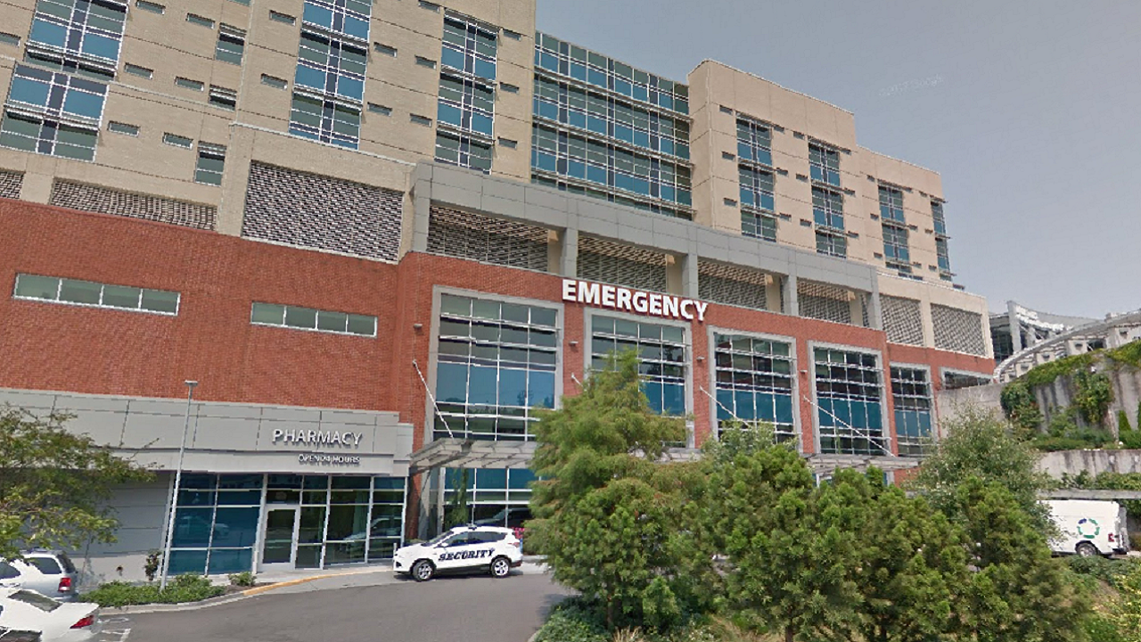 Washington 1-year-old child dies in hot car outside hospital: report