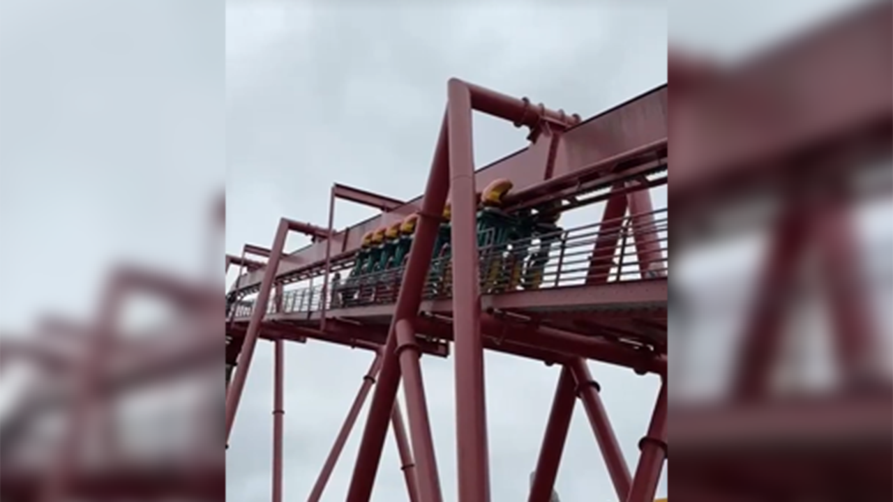 California roller coaster evacuated midair for passenger who wanted off
