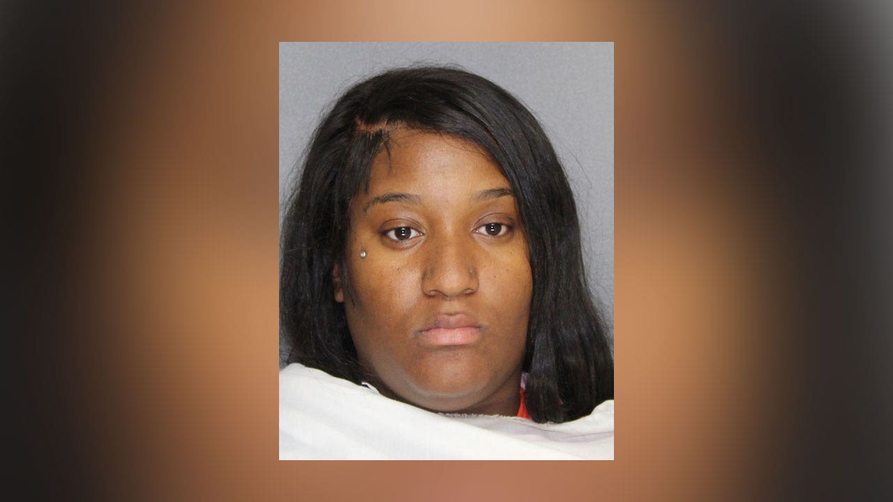 Texas prosecutors seek death penalty for mother accused of killing her 3 children