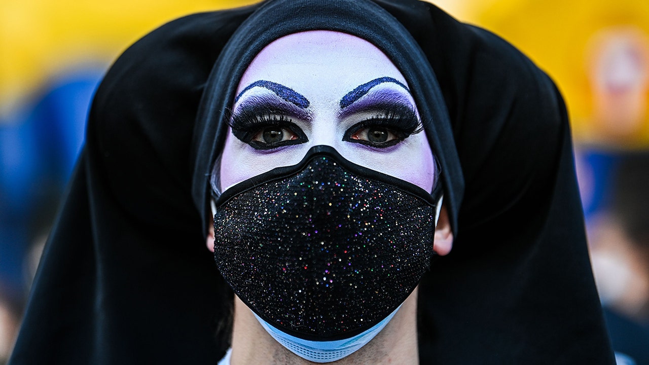 Dodgers Re-Invite Sisters of Perpetual Indulgence to Pride Night