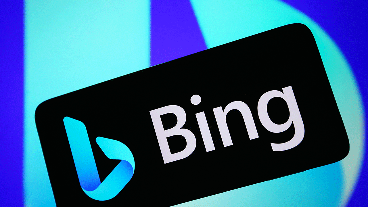 Logotipo de Bing en la pantalla del teléfono