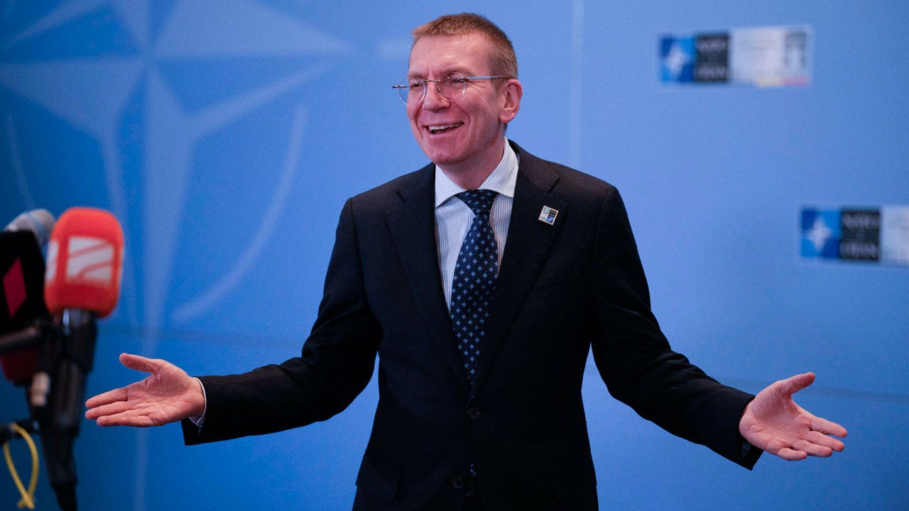 Latvian foreign minister, ardent Ukraine supporter, announces presidential bid