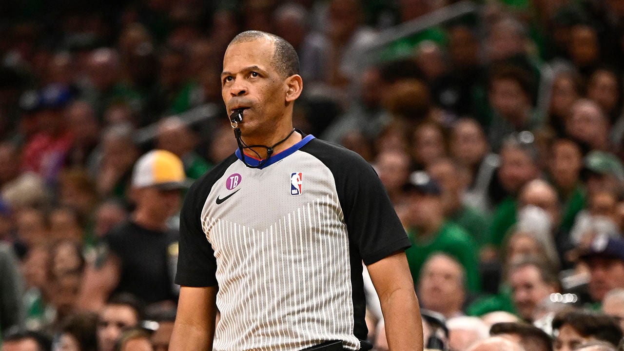 NBA opens investigation into Twitter account with heavy activity toward referee: report