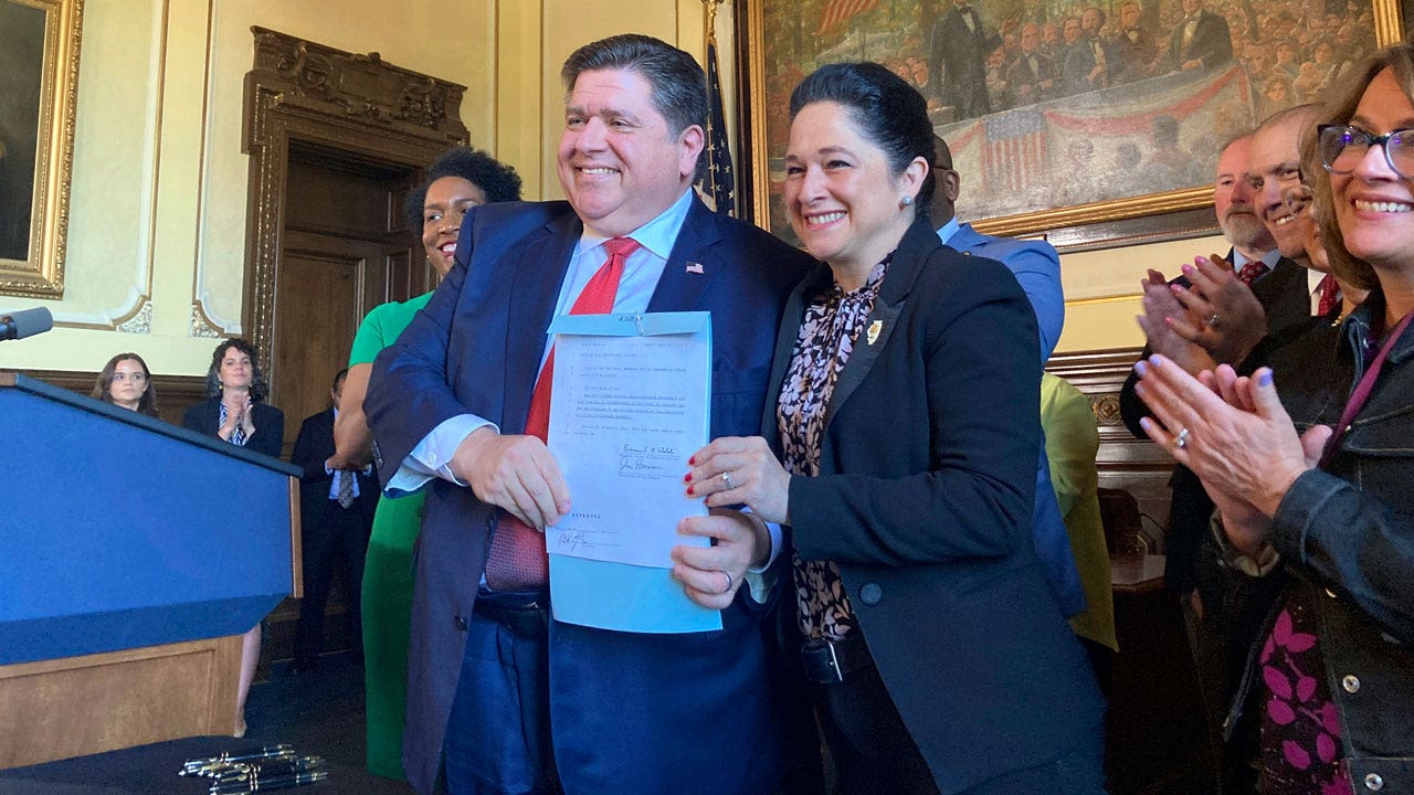 Illinois budget-makers unfazed by $1.8B April revenue drop
