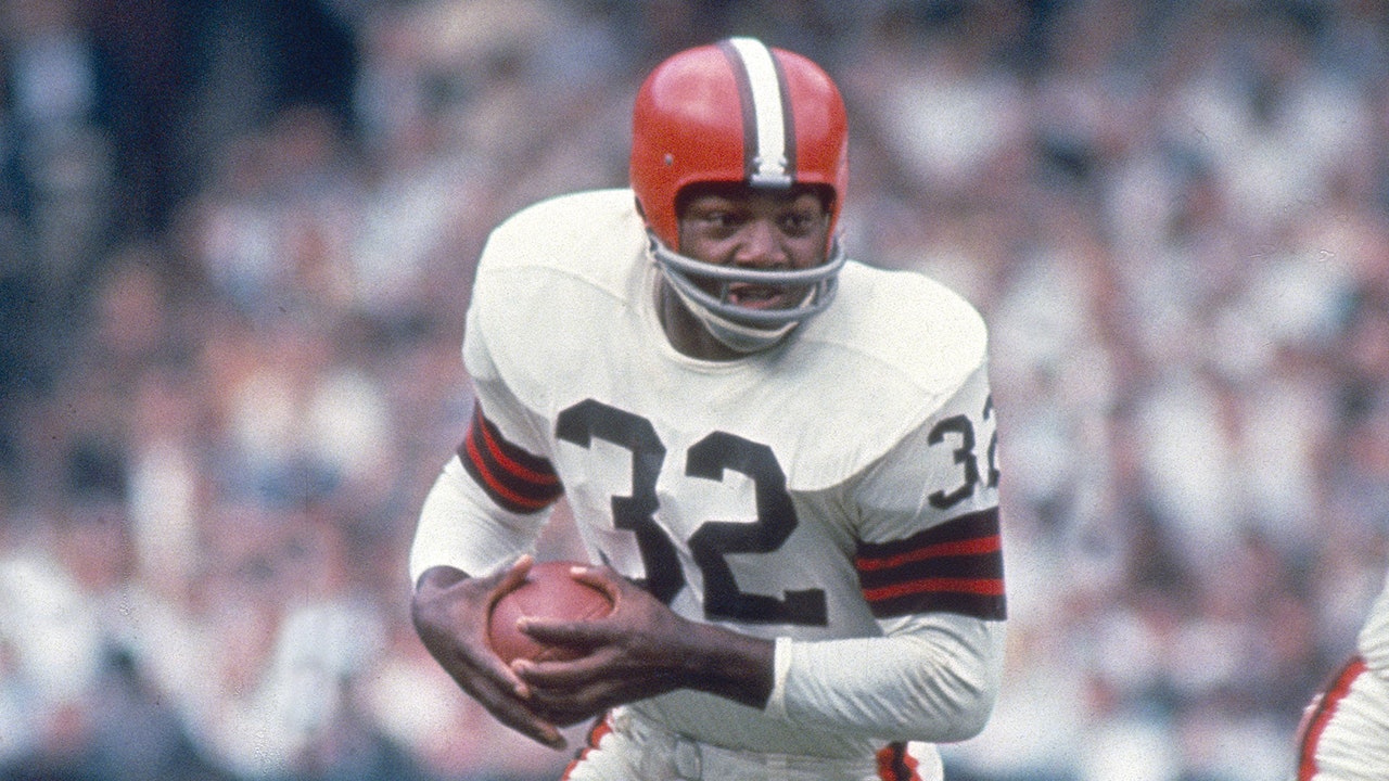 All-time NFL great running back and social activist Jim Brown dies