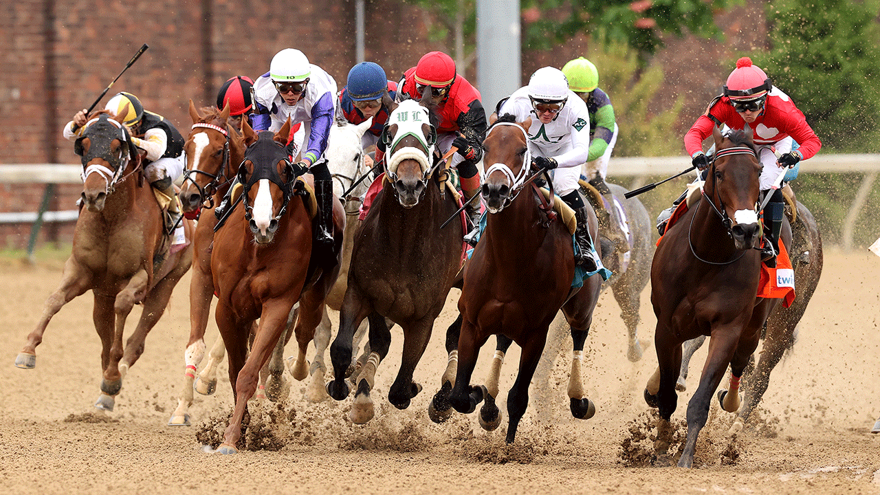 Kentucky Derby horses racing