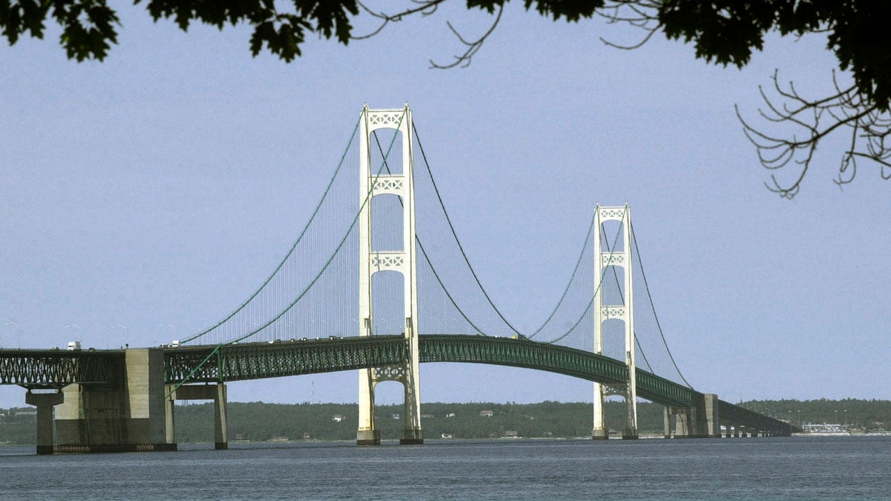 News :Michigan’s Mackinac Bridge declared safe after crane hits main span