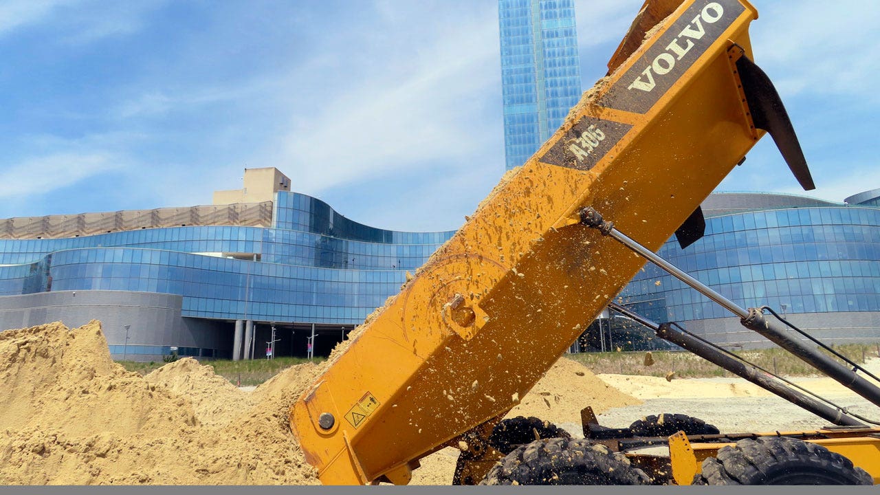 Atlantic City casino sinks $700K into man-made beach project