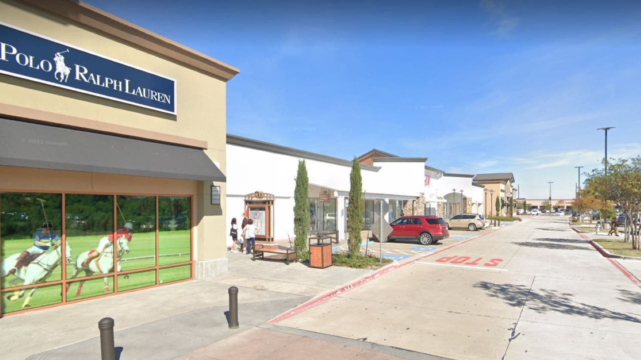 Texas authorities respond to reported outlet mall shooting