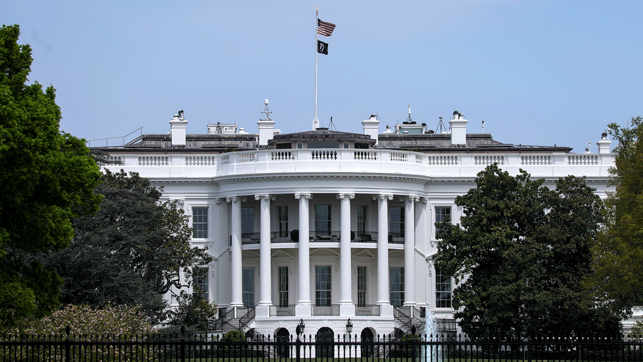 outside the white house