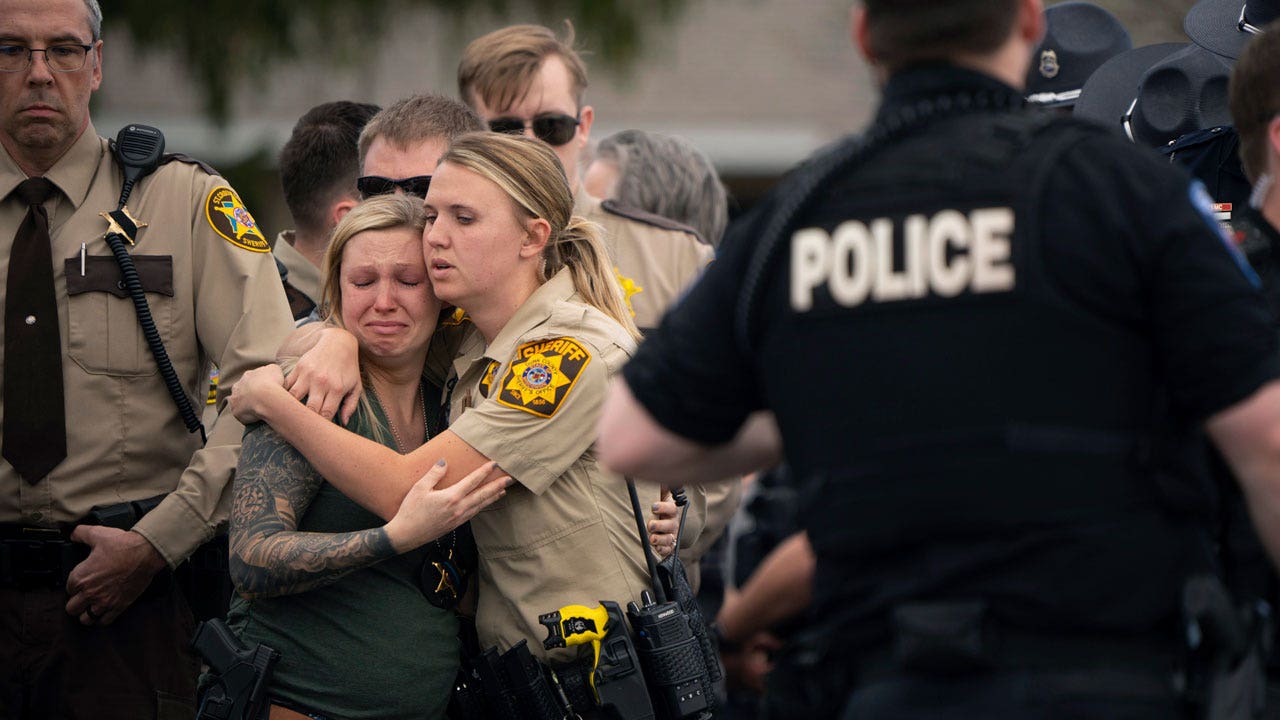 Hundreds of officers gather to mourn Wisconsin sheriff's deputy shot by drunk driver