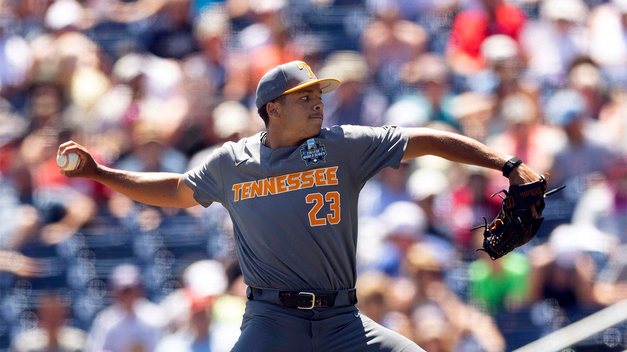 Tennessee reaches Omaha, College World Series for sixth time, Baseball