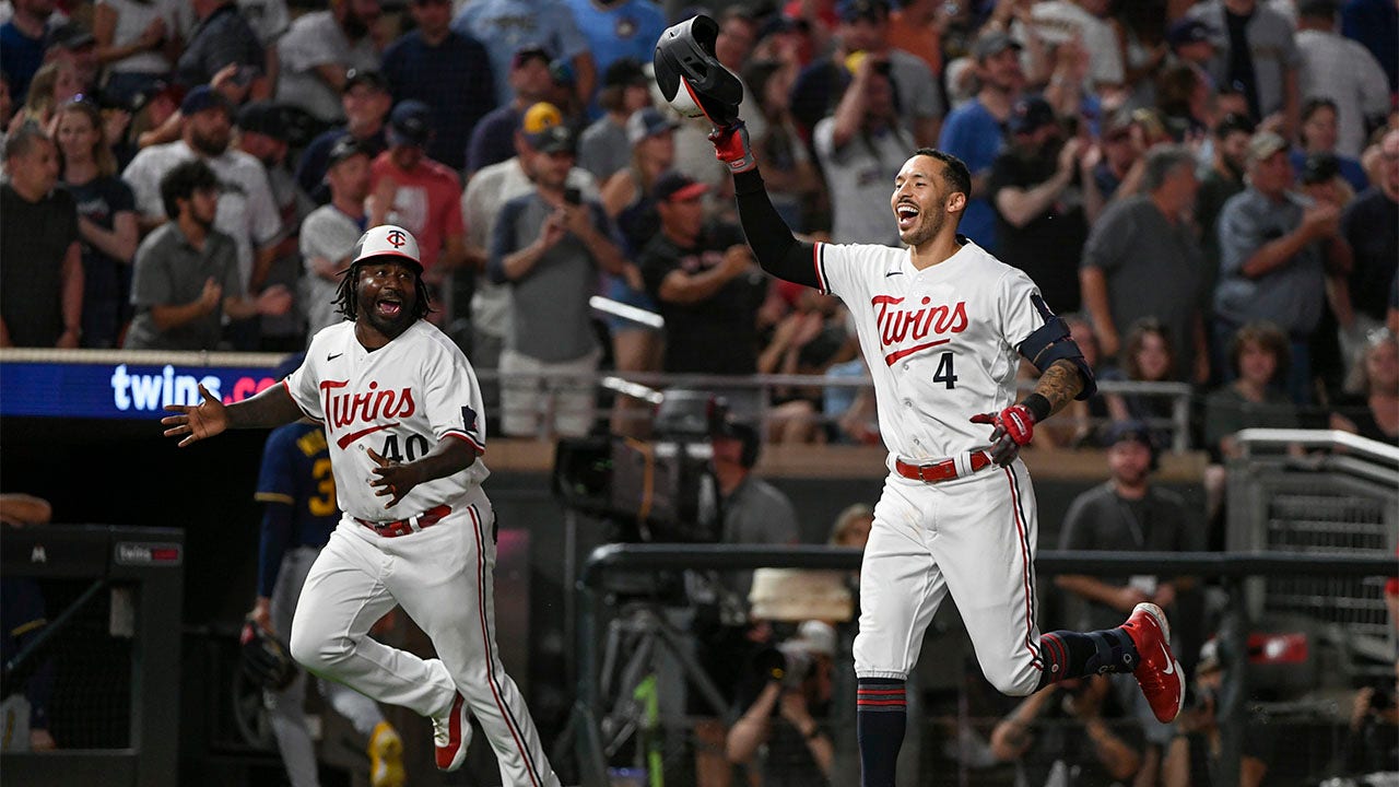Carlos Correa hits walk-off home run as Twins come back to beat the Brewers