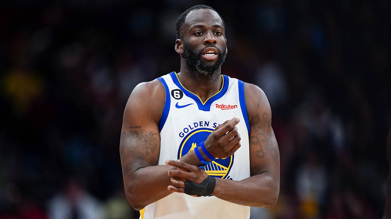 Read more about the article Warriors’ Draymond Green takes jab at Knicks, suggests team’s playoff run is ‘a fluke’