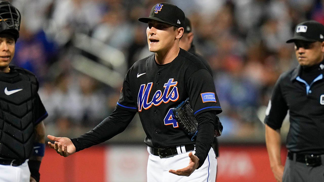 Mets reliever Drew Smith ejected in 7th after sticky stuff check