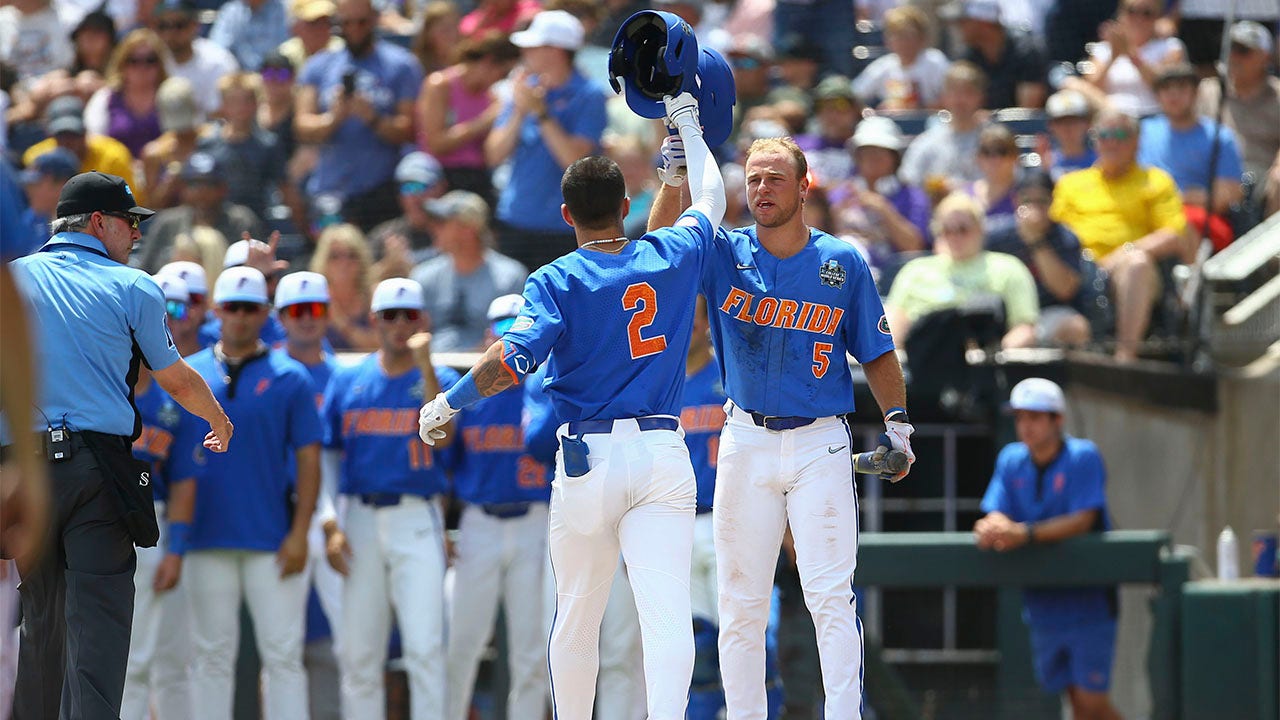 Florida Gators come back to beat Virginia Cavaliers in CWS