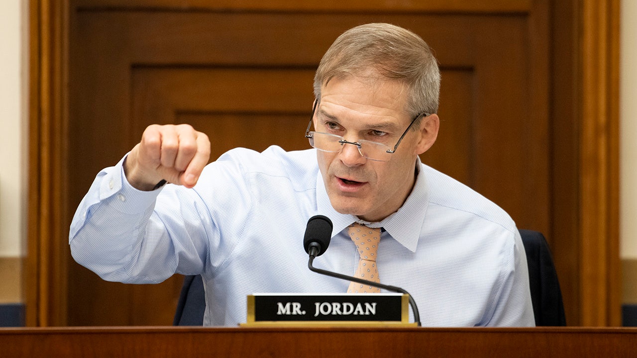 Jim Jordan spricht vor dem Unterausschuss des Repräsentantenhauses