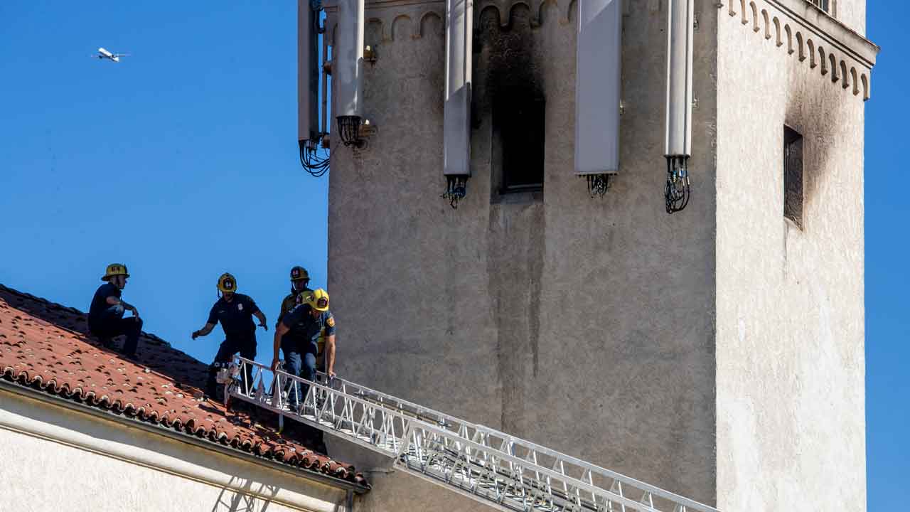 News :Los Angeles church damaged by fire for 2nd time in less than 2 years, arson investigation underway