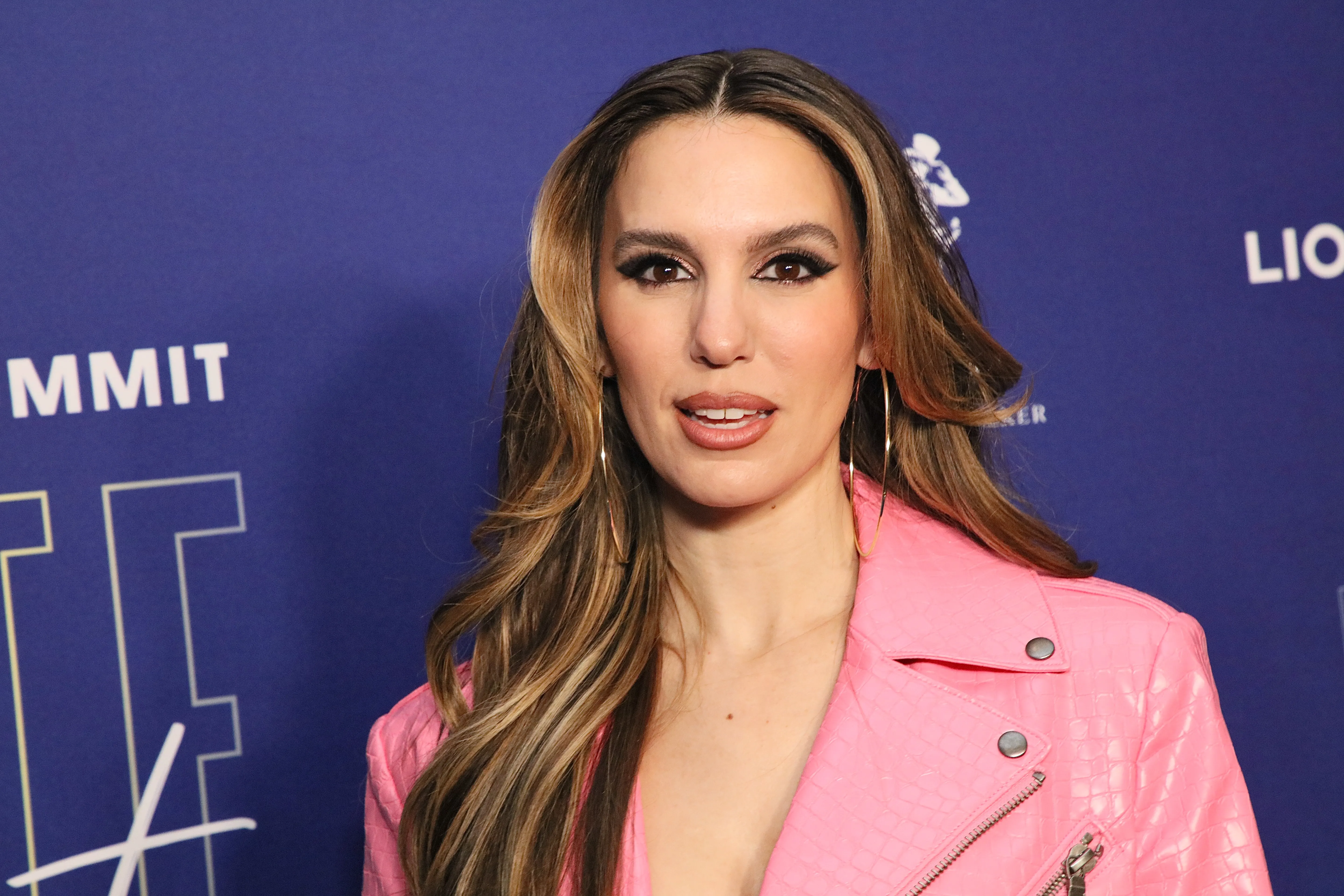 Disney star Christy Carlson Romano says celebrity is ‘extremely dehumanizing,’ demands change for child actors