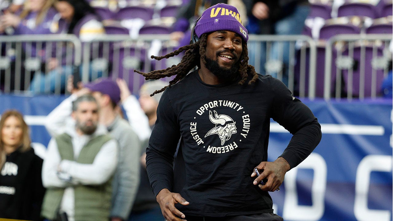 Minnesota Vikings GM offers suspicious comment regarding Dalvin Cook's  future