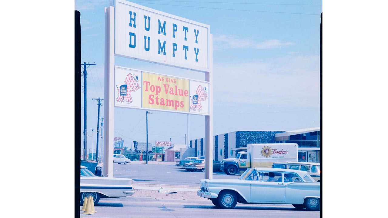 Humpty Dumpty grocery store