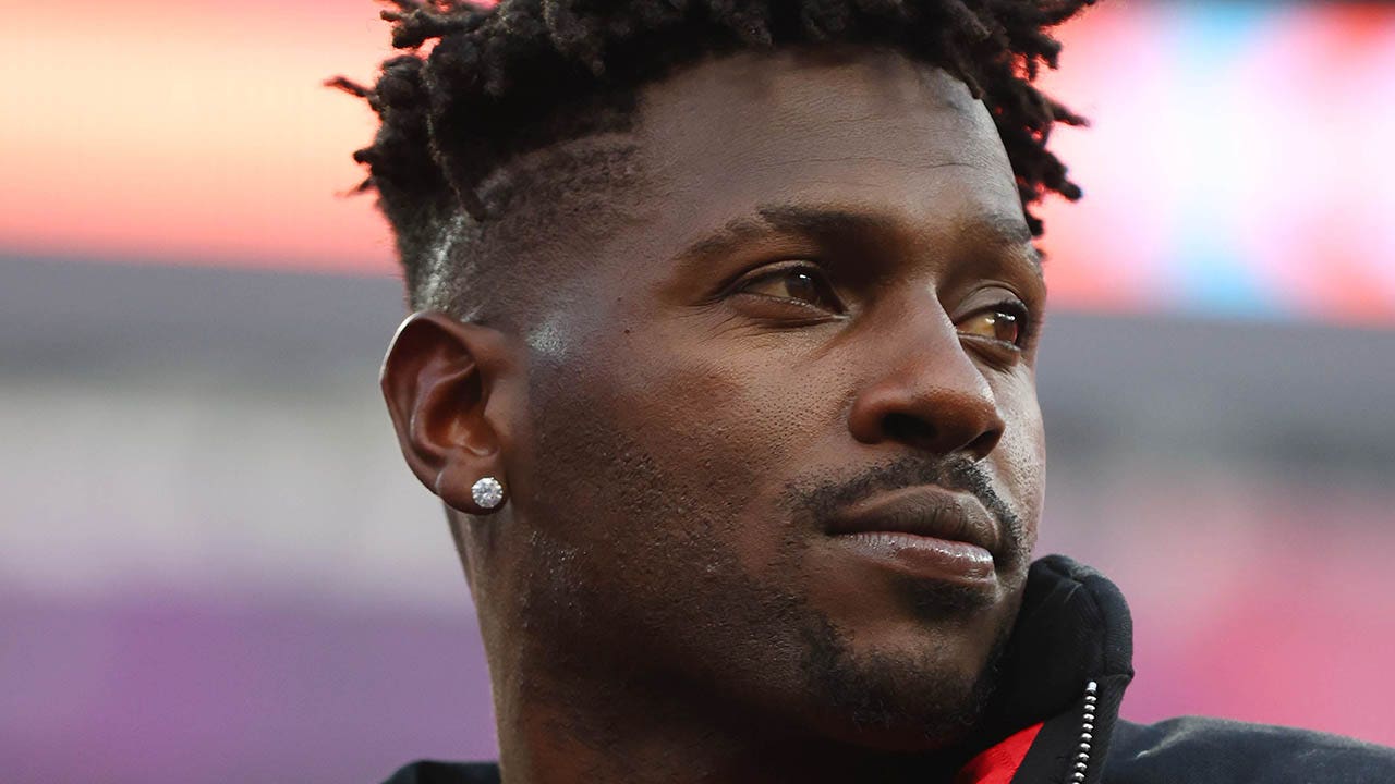 Antonio Brown could face lawsuit from Albany Empire coaches, players over reversed payments: report