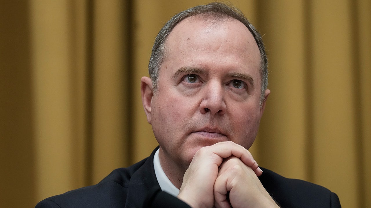 Schiff mocked for saying GOP pushing Biden impeachment without evidence: 'Pot/kettle'